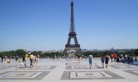 Zi de Paris: a globalização do vandalismo